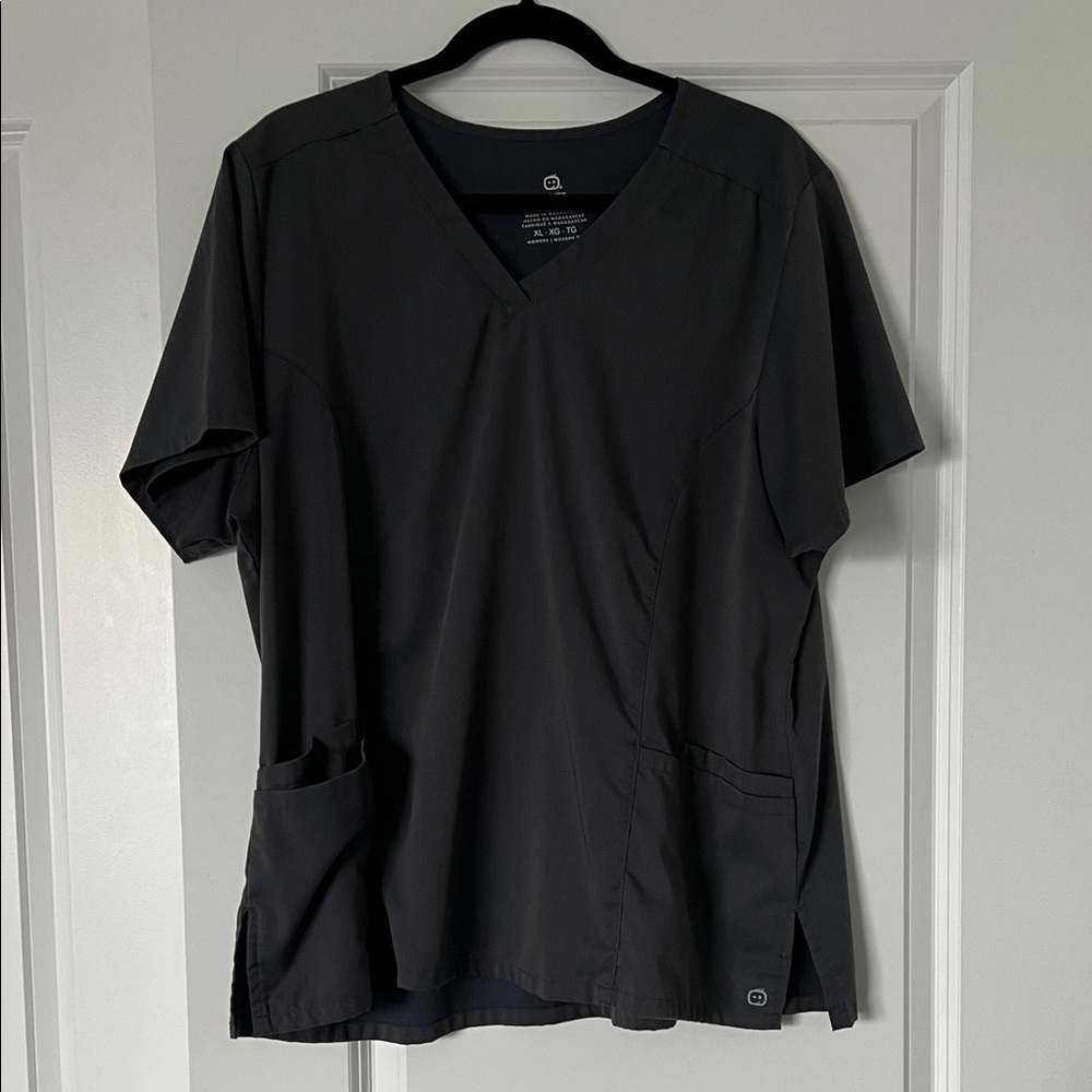 WonderWink Women’s V-Neck Scrub Top